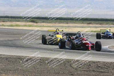 media/Jun-01-2024-CalClub SCCA (Sat) [[0aa0dc4a91]]/Group 6/Race/